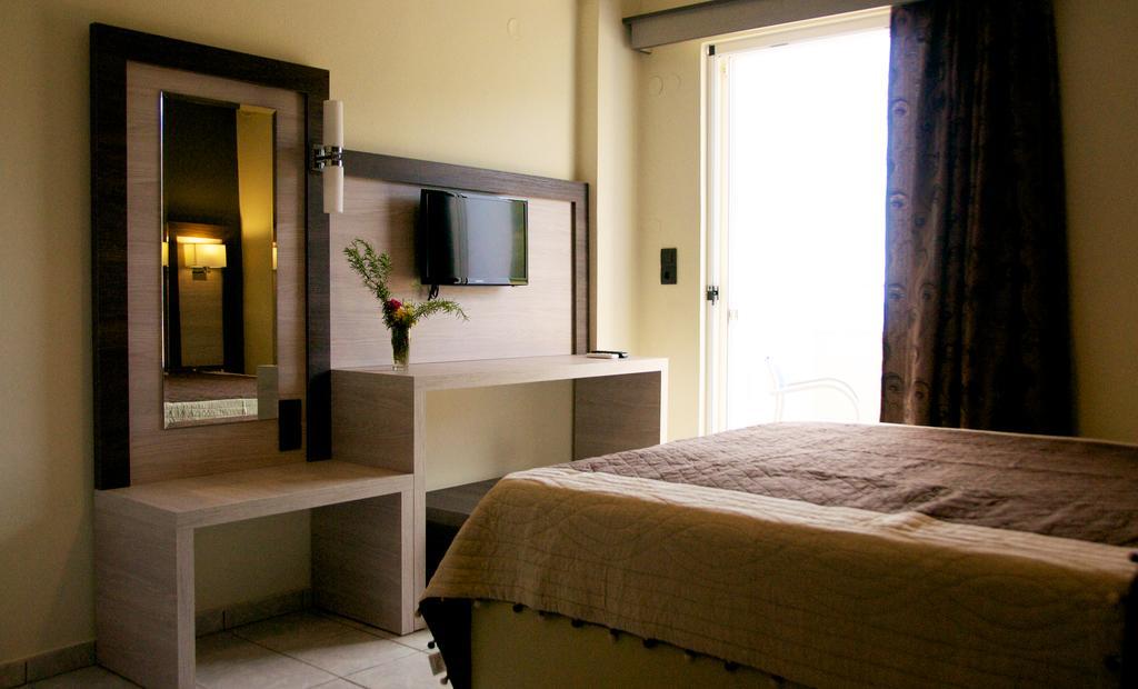 Virgin Mary Apartment Rodakino Room photo